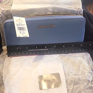 Michael Kors Brand New wallet